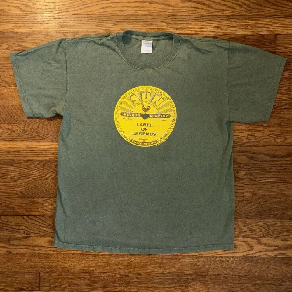 Sun Record Company T-Shirt Adult Large Green Memphis Tennessee Label‎ Of Legends